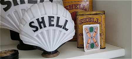 FAT SHELL SALESMAN'S SAMPLE GLOBE - click to enlarge