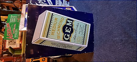 GEM RICHMOND CIGARETTES - click to enlarge