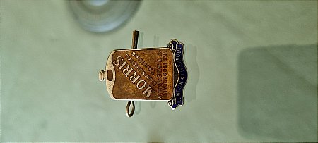 MORRIS COMERCIAL TAXICAB BADGE - click to enlarge