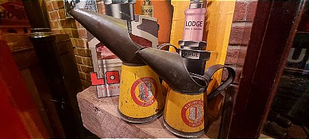 REDLINE POURERS - click to enlarge