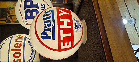 PRATTS ETHYL 16" BALL GLOBE - click to enlarge
