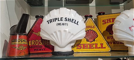 SHELL OIL GLOBE (TRIPLE) - click to enlarge