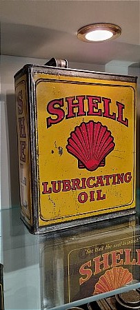 SHELL LUBRICATING OIL - click to enlarge