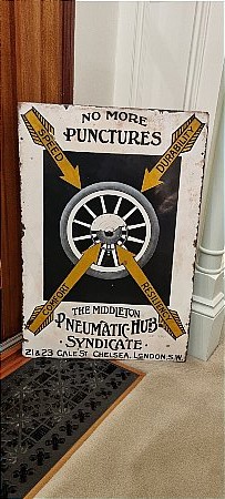 PNEUMATIC HUB SYNDICATE SIGN - click to enlarge