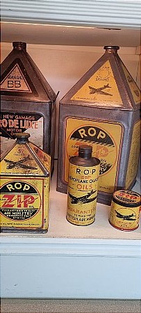 R.O.P. ZIP AEROPLANE OIL QUART - click to enlarge