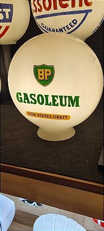 B.P. GASOLEUM MARINE GLOBE - click to enlarge