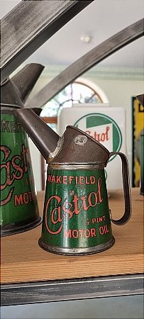CASTROL HALF PINT POURER - click to enlarge
