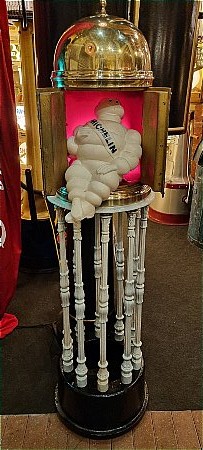 MICHELIN MAN AT HOME! - click to enlarge